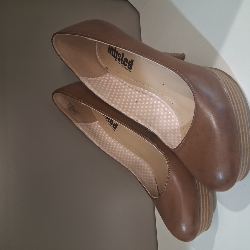 Unlisted y2k Brown Pumps